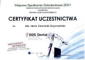 <span> Dominik Szymański</span><br/>lekarz dentysta